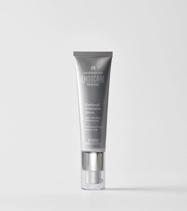 ENDOCARE RENEWAL RETINOID INTENSIVE SERUMAS, 30 ml – serumo tūbelė šviesiame fone