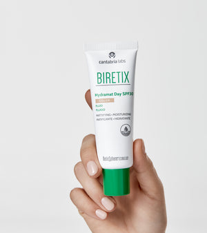 BIRETIX Hydramat Day SPF 30 fluidas su spalva, 50 ml – tūbelė, kitas rakursas