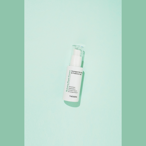 THESERA Hydrating Repair veido serumas, 30 ml, buteliukas mėtinės spalvos fone