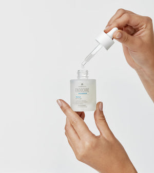 ENDOCARE Niacinal Age Barrier serumas 30 ml tekstūra