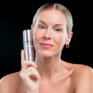 G.M. COLLIN Hyaluronic Filler veido kremas naudojimo vaizde