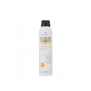 Heliocare 360 Pediatrics Transparent purškiama apsauginė priemonė vaikams SPF50+, 200 ml buteliukas baltame fone